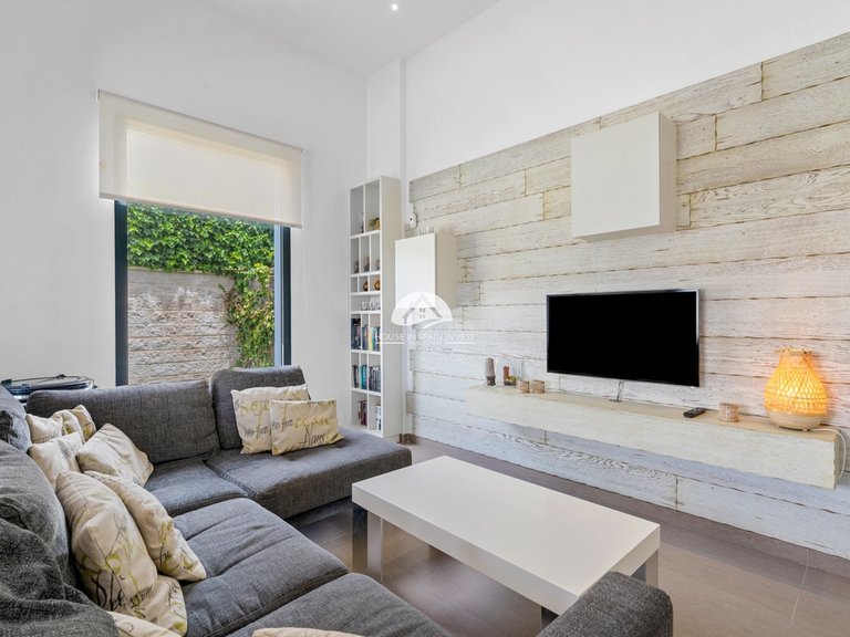 Villa for Sale in Rojales Rojales - Ciudad Quesada, Alicante 2