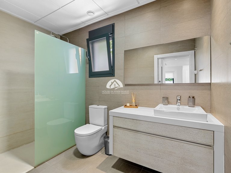 Villa for Sale in Rojales Rojales - Ciudad Quesada, Alicante 12