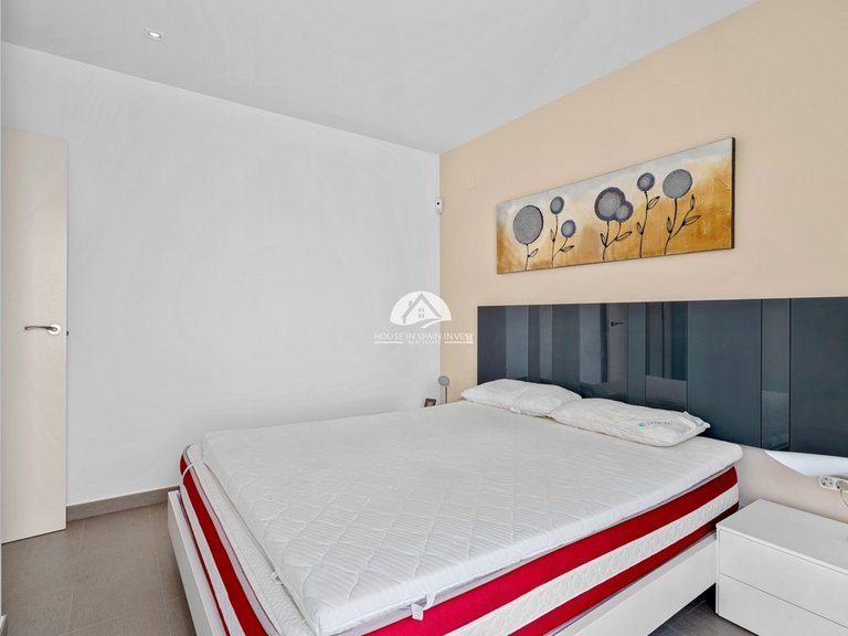 Villa for Sale in Rojales Rojales - Ciudad Quesada, Alicante 16