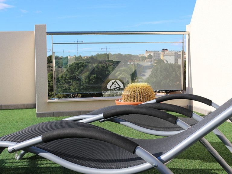 Villa for Sale in La Zenia Orihuela Costa, Alicante 9