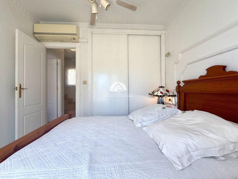 Villa for Sale in Villamartín - Las Filipinas Orihuela Costa, Alicante 5