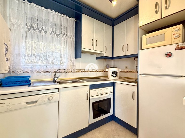 Villa for Sale in Villamartín - Las Filipinas Orihuela Costa, Alicante 11