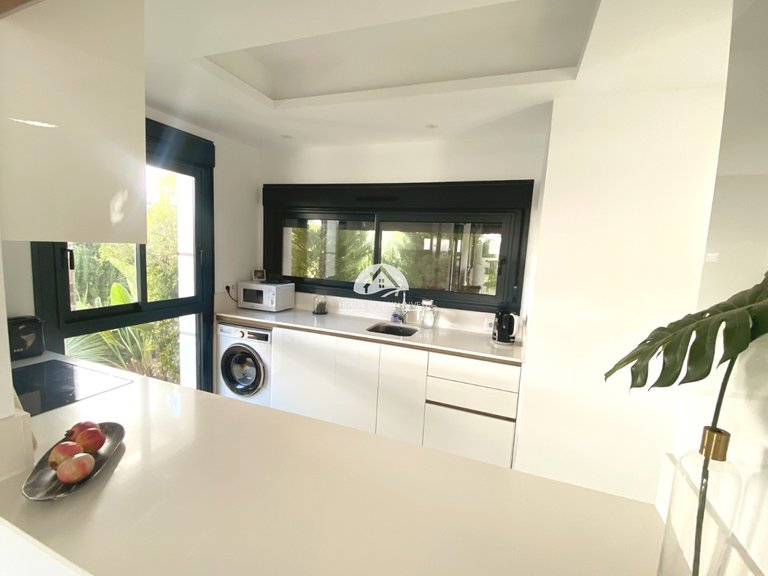 Villa for Sale in Ciudad Quesada Rojales - Ciudad Quesada, Alicante 7