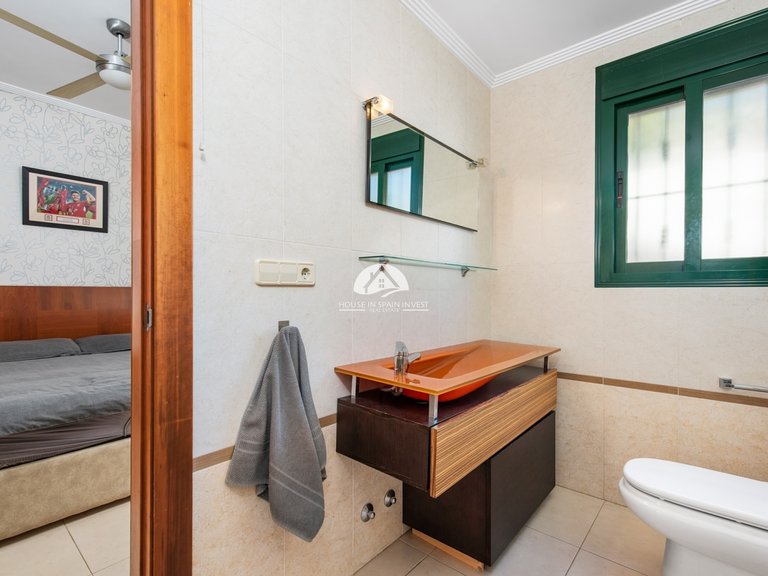 Villa for Sale in Ciudad Quesada Rojales - Ciudad Quesada, Alicante 11