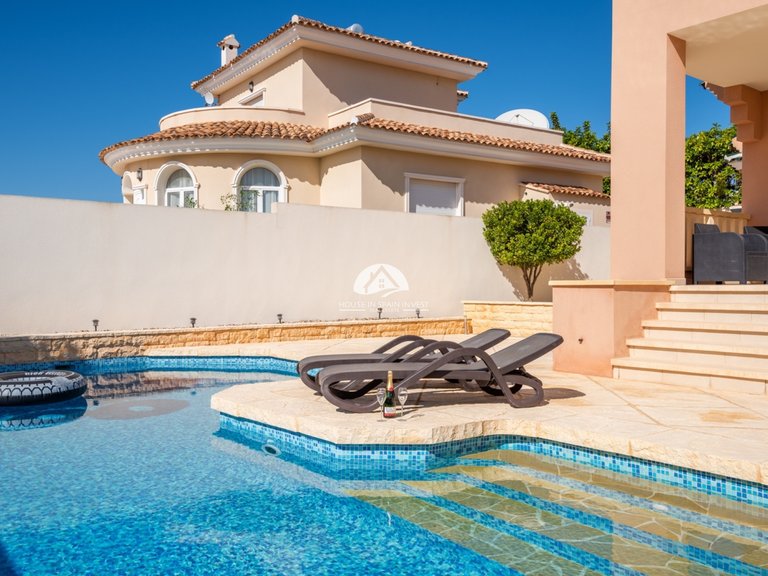 Villa for Sale in Ciudad Quesada Rojales - Ciudad Quesada, Alicante 20