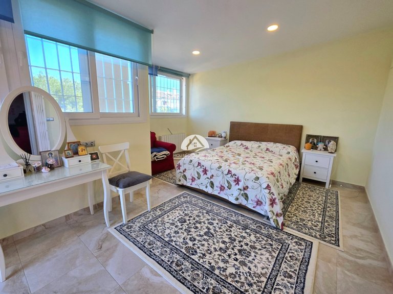 Villa for Sale in Cabo Cervera Torrevieja, Alicante 19