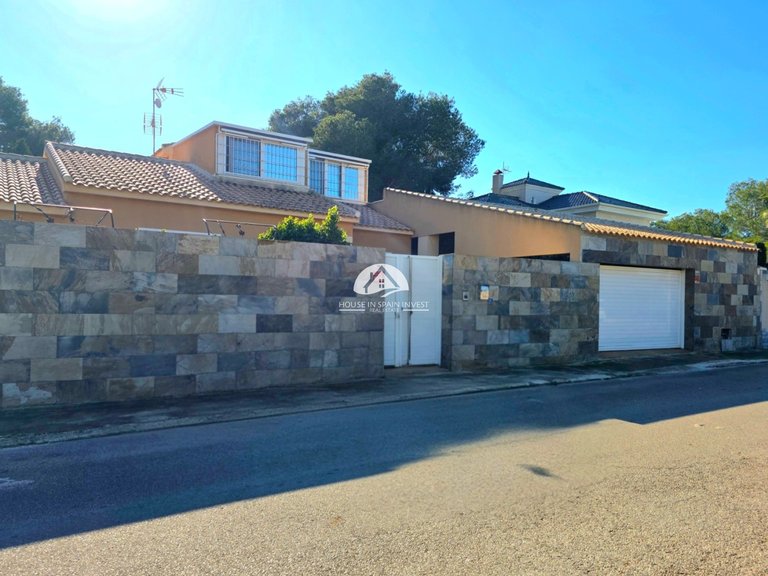 Villa for Sale in Cabo Cervera Torrevieja, Alicante 33