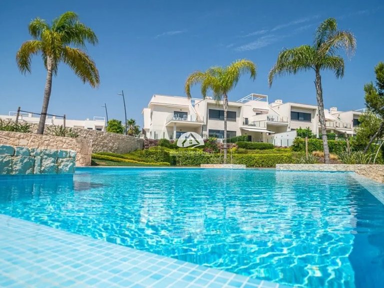 Town House for Sale in Lo Romero Golf Pilar De La Horadada, Alicante 4