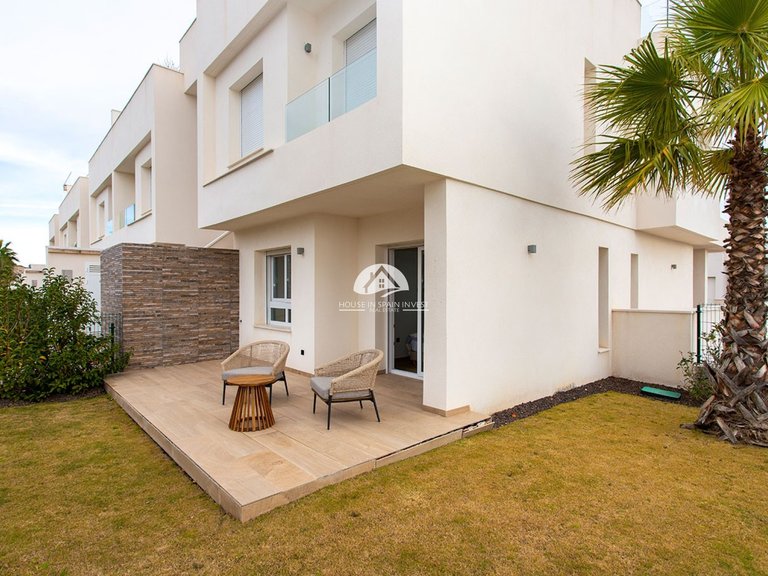 Apartment for Sale in Algorfa - La Finca Golf Algorfa - La Finca Golf, Alicante 1