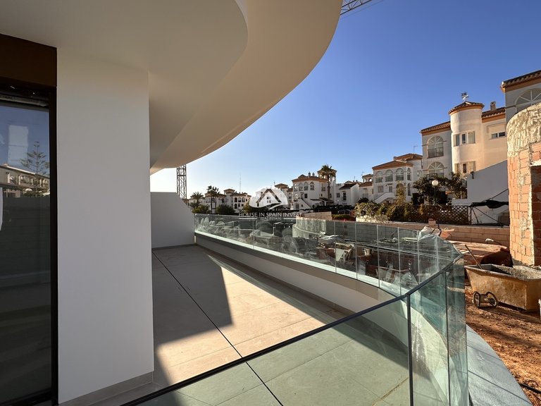 Apartment for Sale in Playa Flamenca Orihuela Costa, Alicante 2