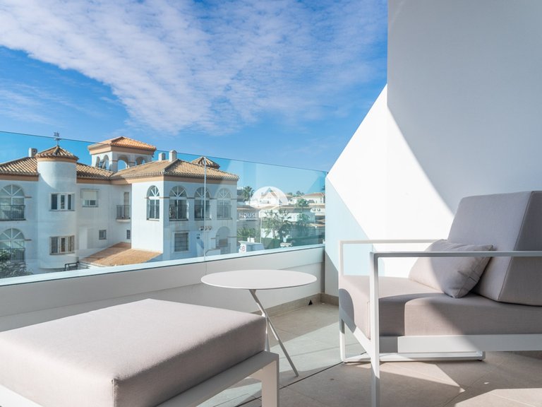 Apartment for Sale in Playa Flamenca Orihuela Costa, Alicante 1