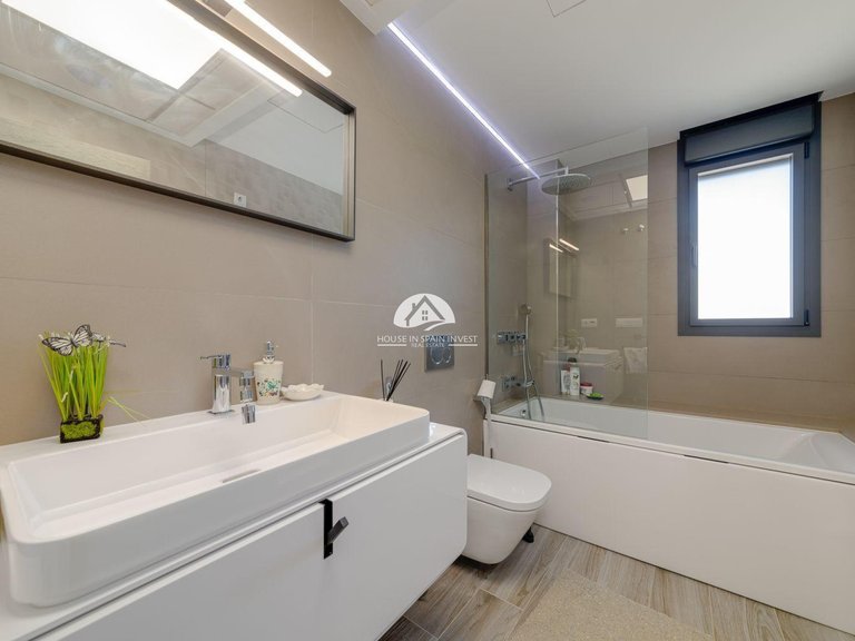 Villa for Sale in Los Balcones Torrevieja, Alicante 19
