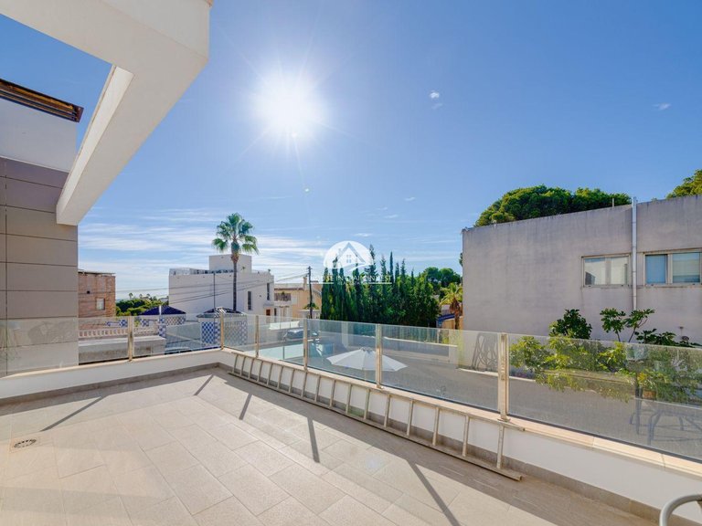 Villa for Sale in Los Balcones Torrevieja, Alicante 30