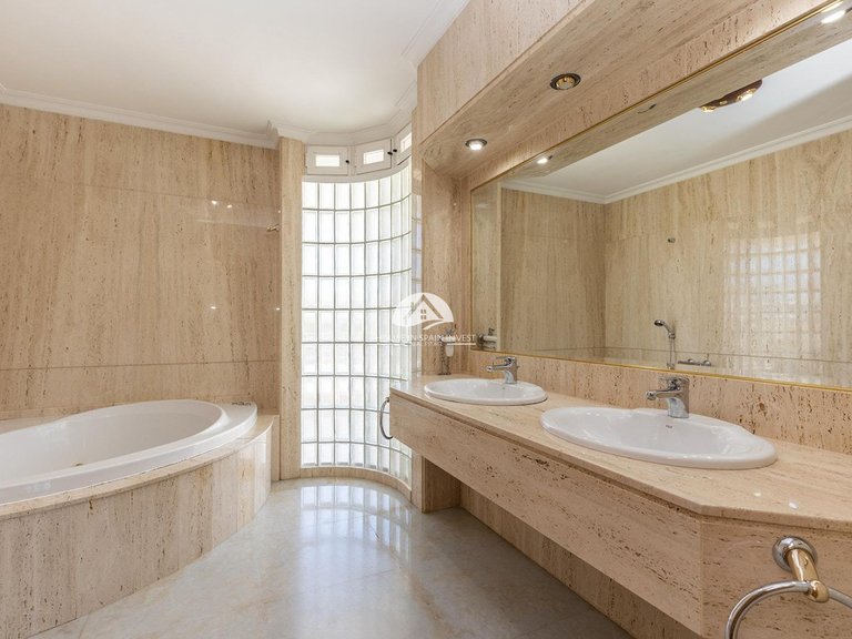 Villa for Sale in La Siesta - El Salado - Torreta Torrevieja, Alicante 24