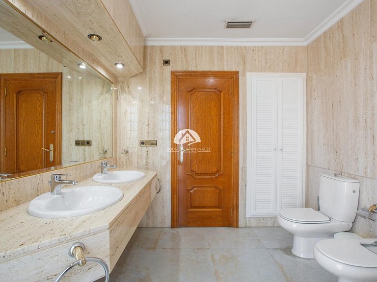 Villa for Sale in La Siesta - El Salado - Torreta Torrevieja, Alicante 25