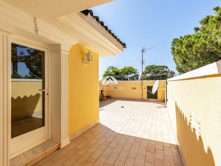 Villa for Sale in La Siesta - El Salado - Torreta Torrevieja, Alicante 45