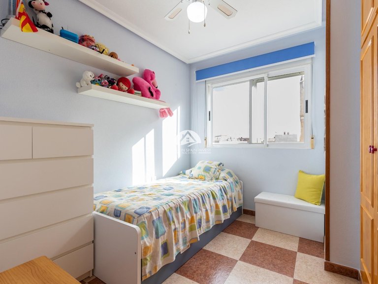 Apartment for Sale in La Mata Torrevieja, Alicante 15