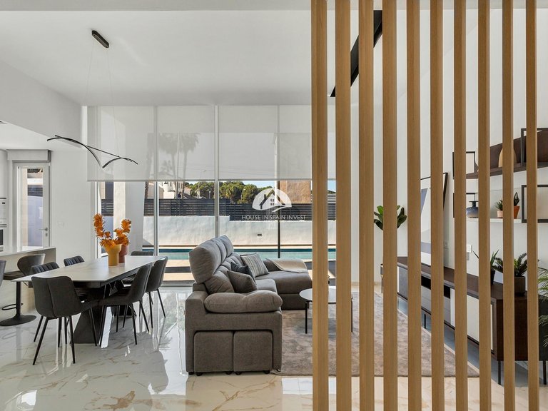 Villa for Sale in Los Balcones Torrevieja, Alicante 19