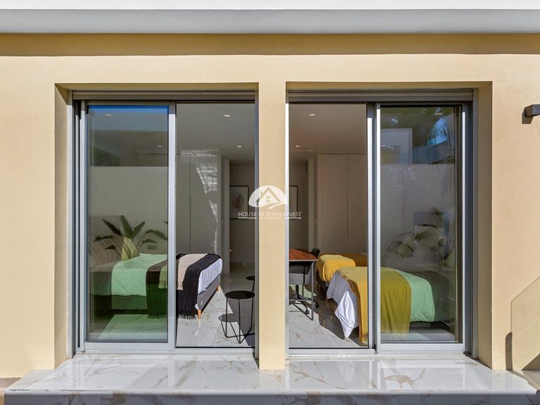 Villa for Sale in Los Balcones Torrevieja, Alicante 42