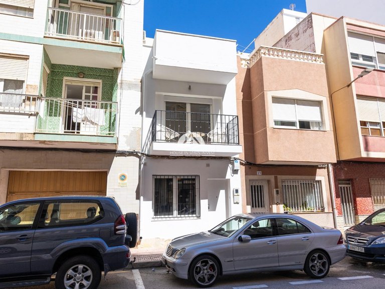 Town House for Sale in Centro Torrevieja, Alicante 3