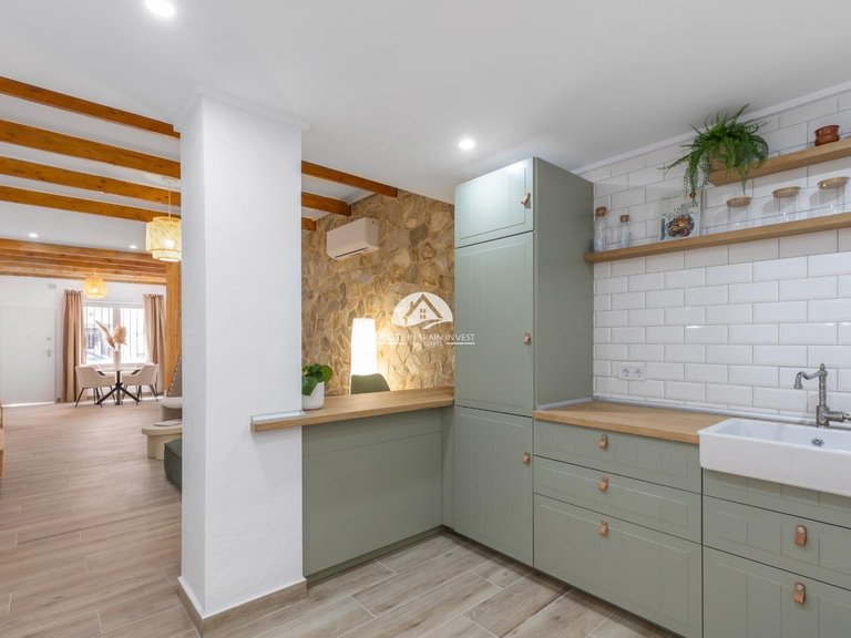 Town House for Sale in Centro Torrevieja, Alicante 11