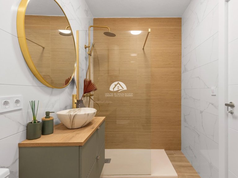 Town House for Sale in Centro Torrevieja, Alicante 25