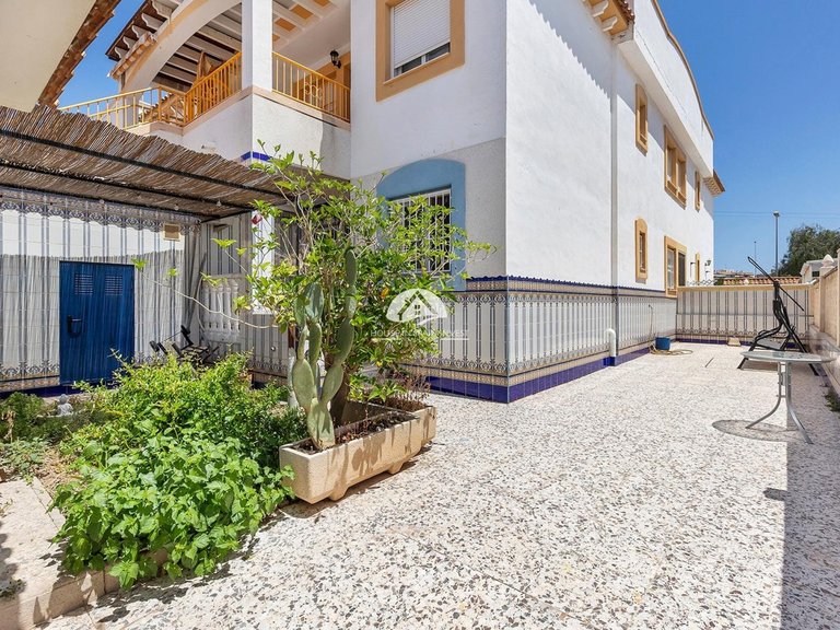 Apartment for Sale in El Acequión - Los Náufragos Torrevieja, Alicante 1