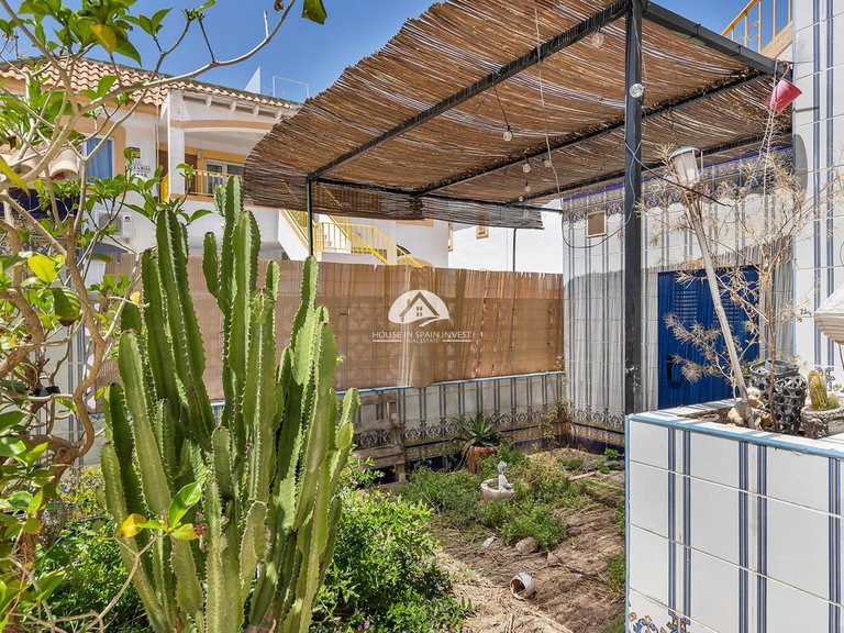 Apartment for Sale in El Acequión - Los Náufragos Torrevieja, Alicante 25