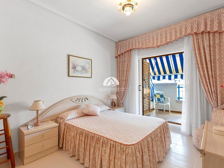 Apartment for Sale in La Mata Torrevieja, Alicante 13