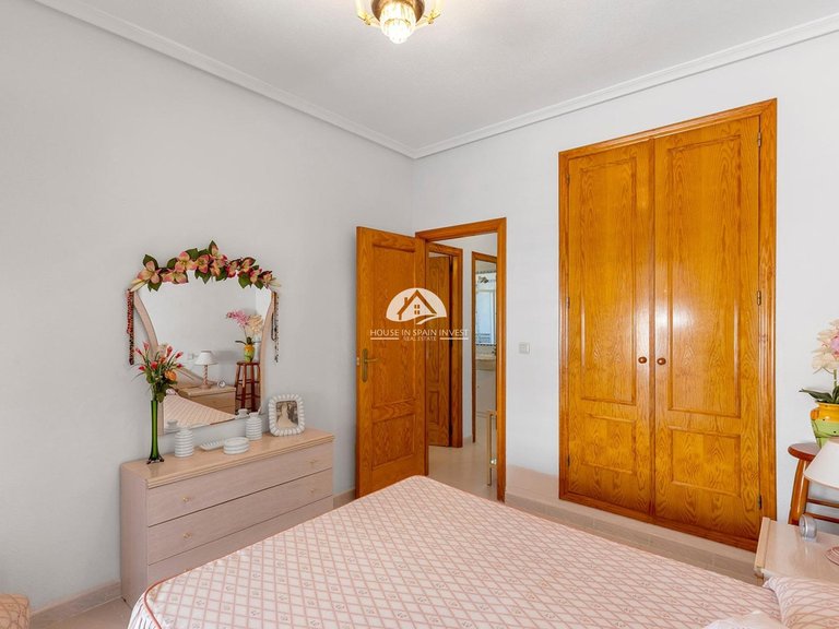 Apartment for Sale in La Mata Torrevieja, Alicante 19