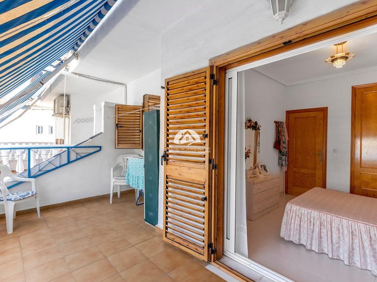 Apartment for Sale in La Mata Torrevieja, Alicante 22