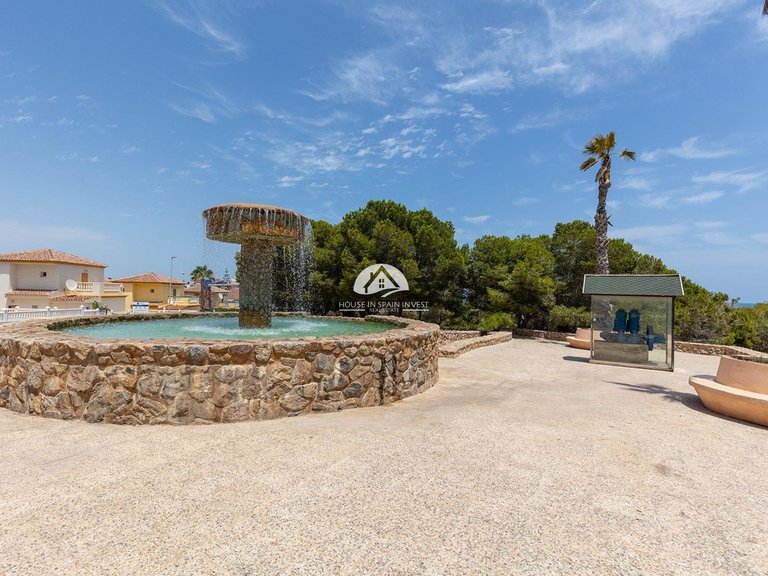 Apartment for Sale in La Mata Torrevieja, Alicante 31