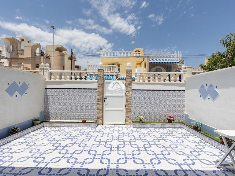 Apartment for Sale in La Mata Torrevieja, Alicante 36