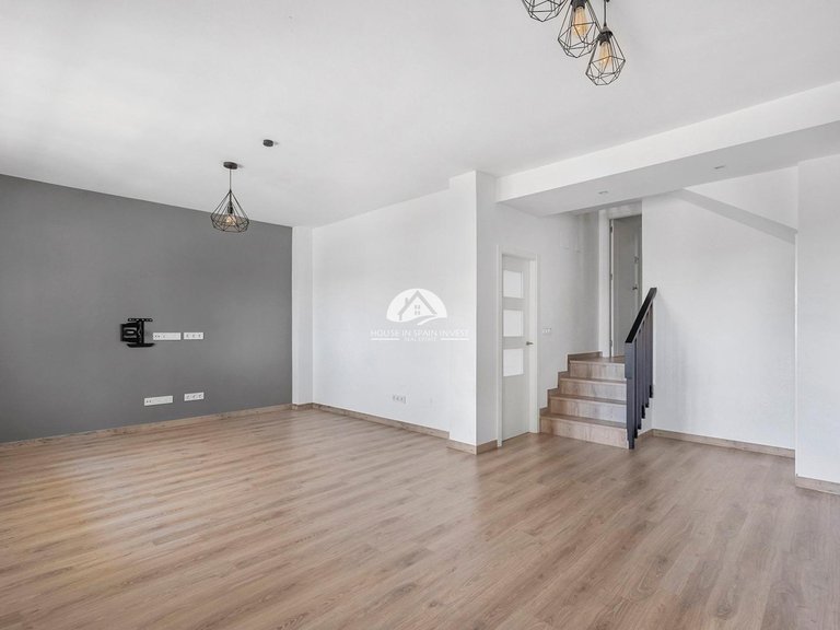 Villa for Sale in Aguas Nuevas - Sector 25 Torrevieja, Alicante 11