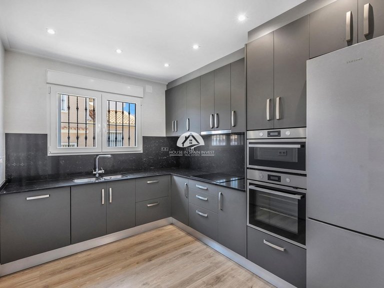 Villa for Sale in Aguas Nuevas - Sector 25 Torrevieja, Alicante 13