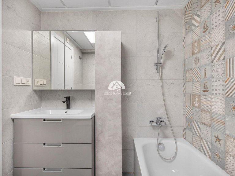 Villa for Sale in Aguas Nuevas - Sector 25 Torrevieja, Alicante 28