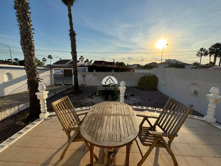 Villa for Sale in La Siesta - El Chaparral - San Luis Torrevieja, Alicante 11
