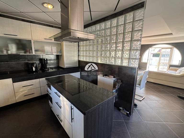 Villa for Sale in La Siesta - El Chaparral - San Luis Torrevieja, Alicante 38