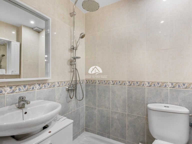 Apartment for Sale in Centro Torrevieja, Alicante 23