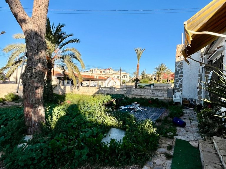 Villa for Sale in Aguas Nuevas - Sector 25 Torrevieja, Alicante 9