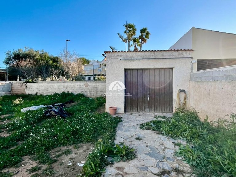 Villa for Sale in Aguas Nuevas - Sector 25 Torrevieja, Alicante 19