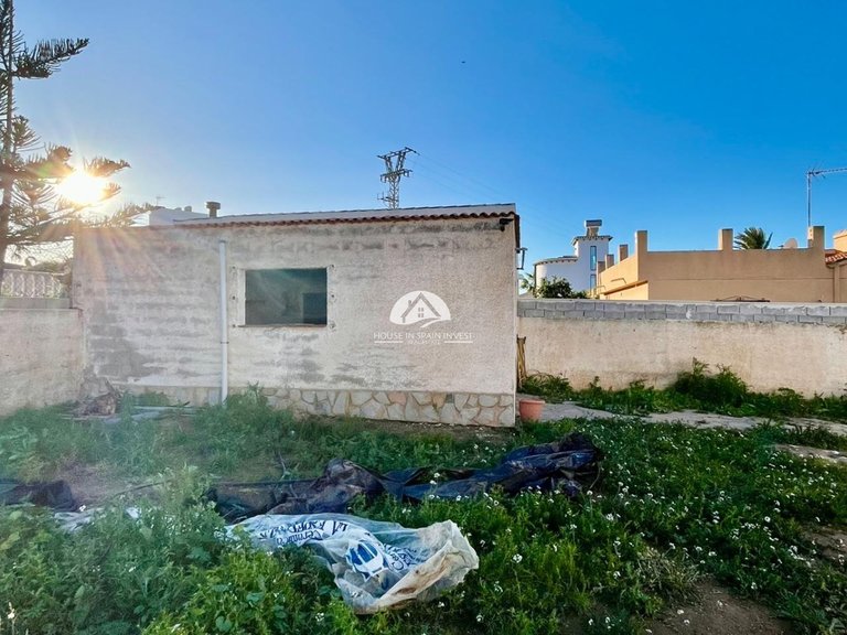 Villa for Sale in Aguas Nuevas - Sector 25 Torrevieja, Alicante 21