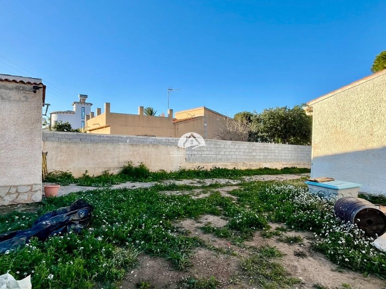 Villa for Sale in Aguas Nuevas - Sector 25 Torrevieja, Alicante 22