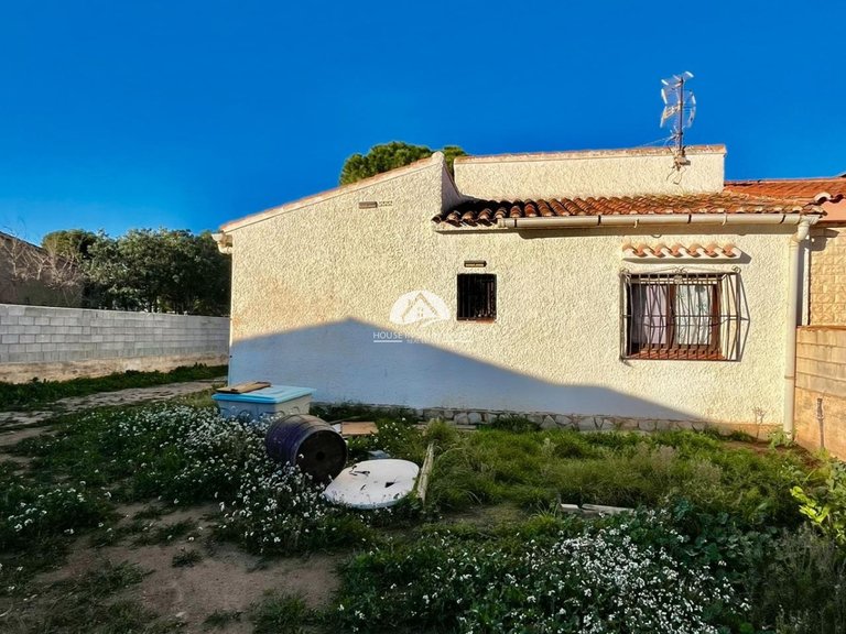 Villa for Sale in Aguas Nuevas - Sector 25 Torrevieja, Alicante 23