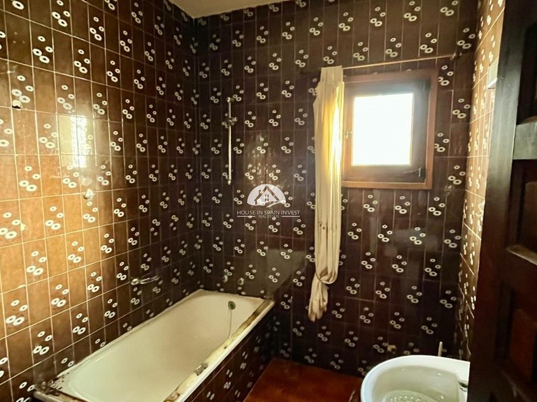 Villa for Sale in Aguas Nuevas - Sector 25 Torrevieja, Alicante 35