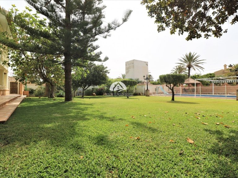 Villa for Sale in Cabo roig Orihuela Costa, Alicante 10
