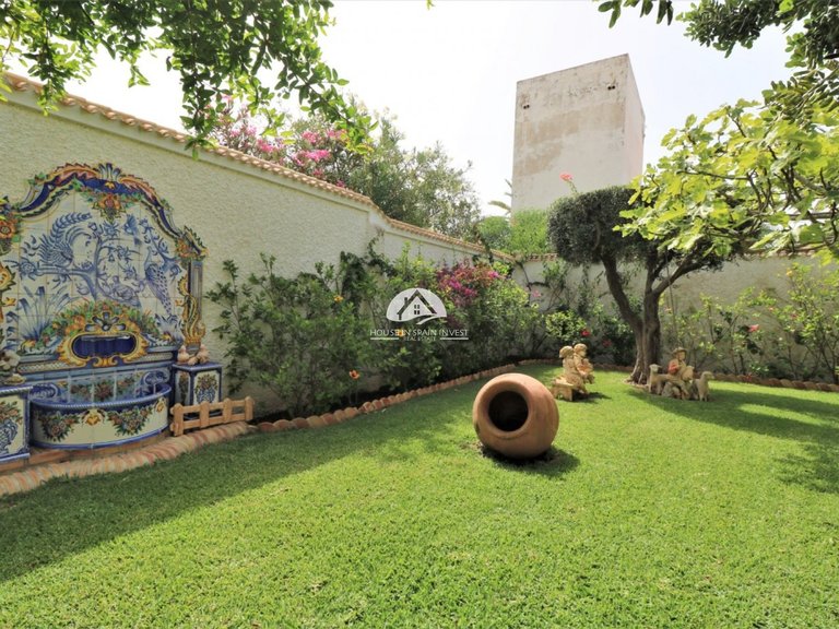 Villa for Sale in Cabo roig Orihuela Costa, Alicante 11