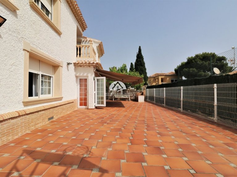 Villa for Sale in Cabo roig Orihuela Costa, Alicante 13