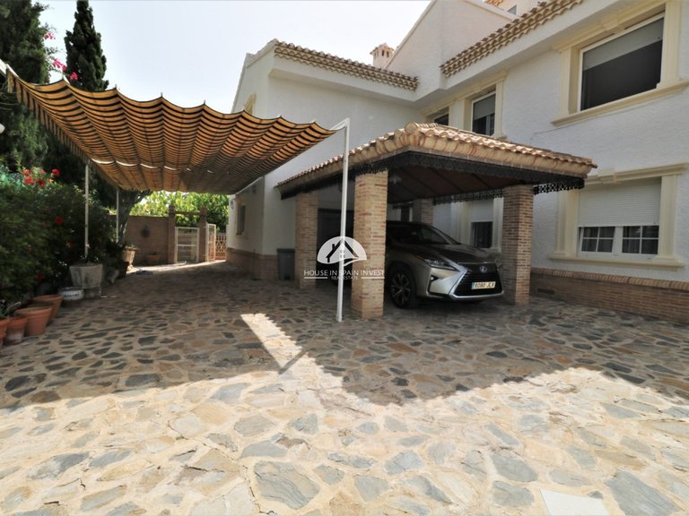 Villa for Sale in Cabo roig Orihuela Costa, Alicante 17