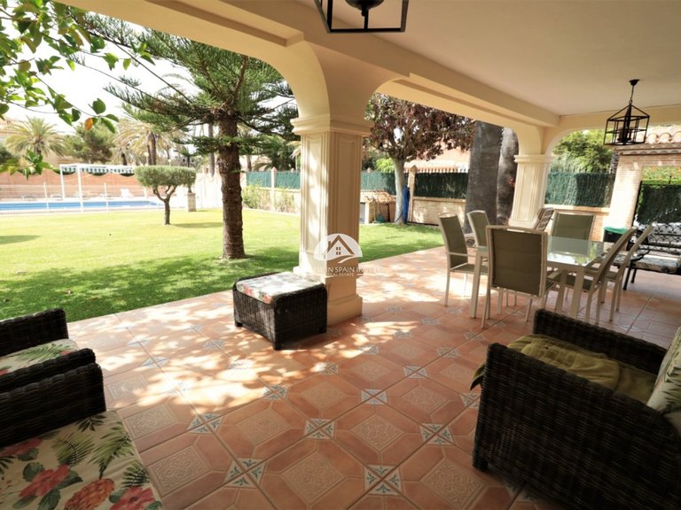 Villa for Sale in Cabo roig Orihuela Costa, Alicante 23